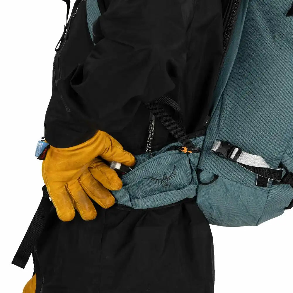 Soelden 32L Ski & Snowboard Backpack