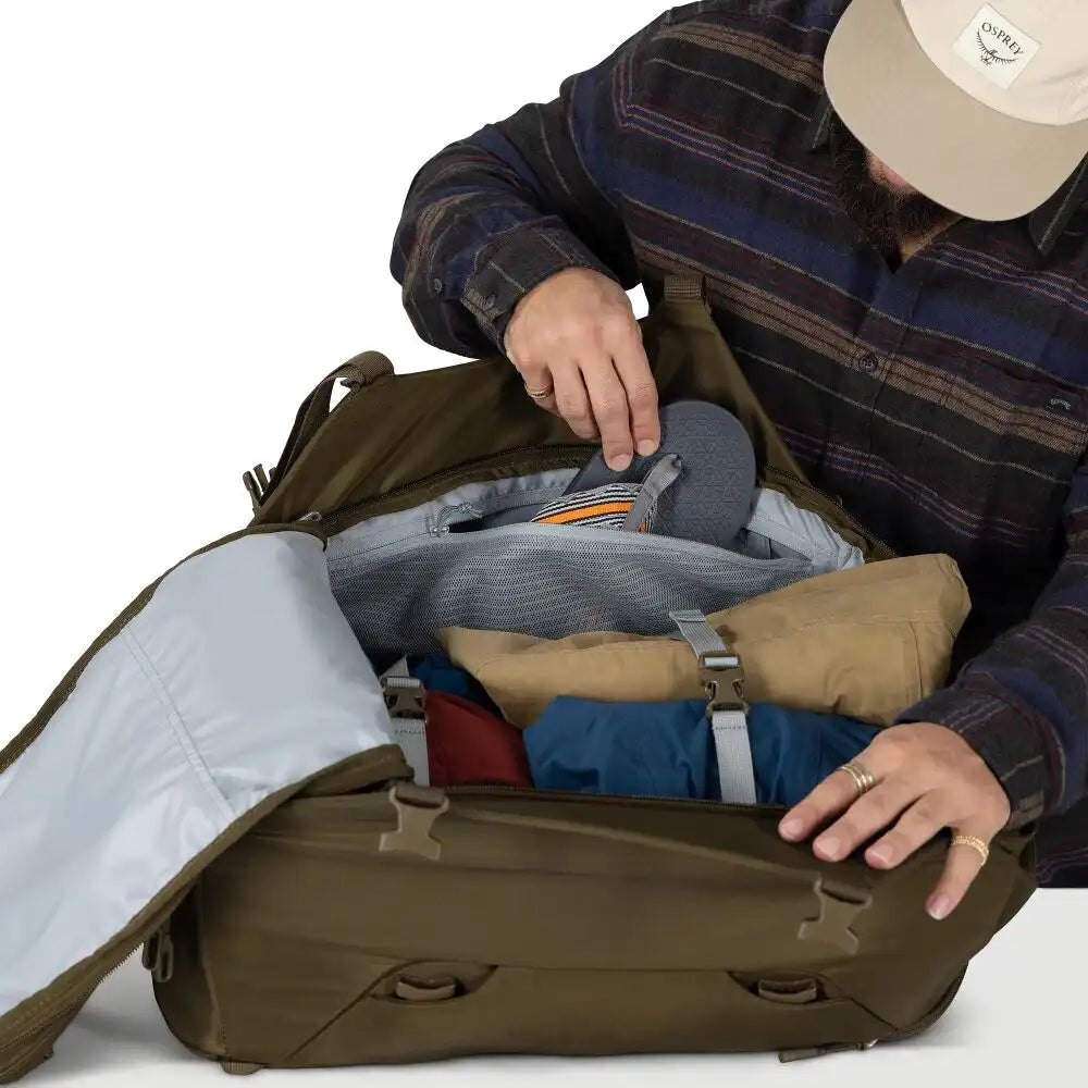 Sojourn Porter™ 46L Travel Pack