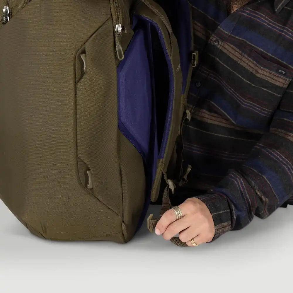 Sojourn Porter™ 46L Travel Pack
